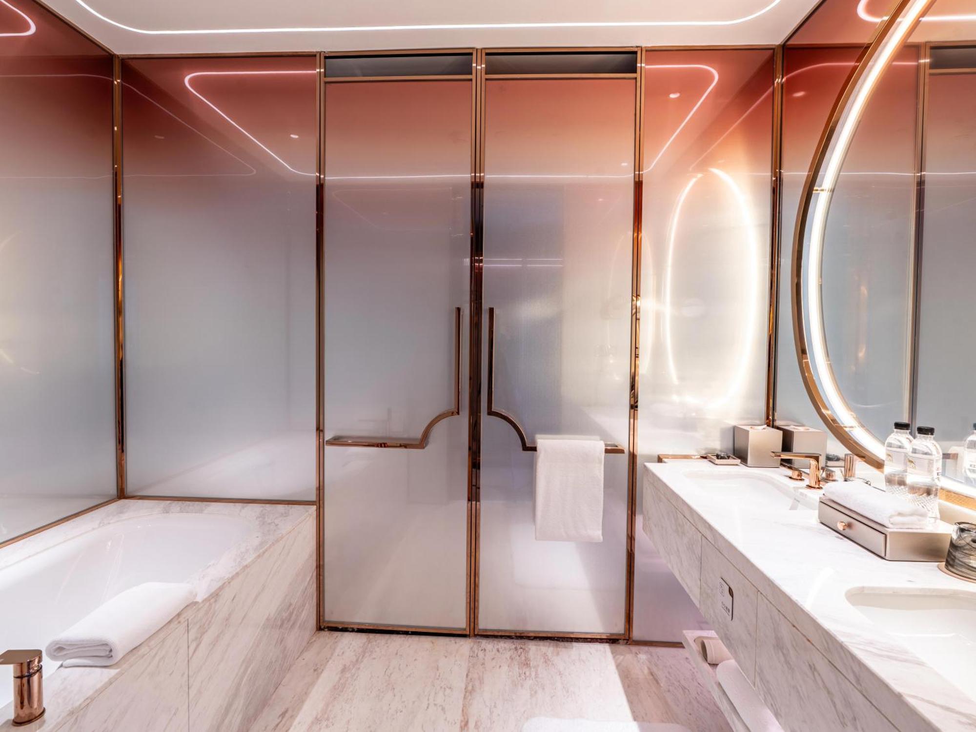 Mgm Qingdao Hotel Bagian luar foto