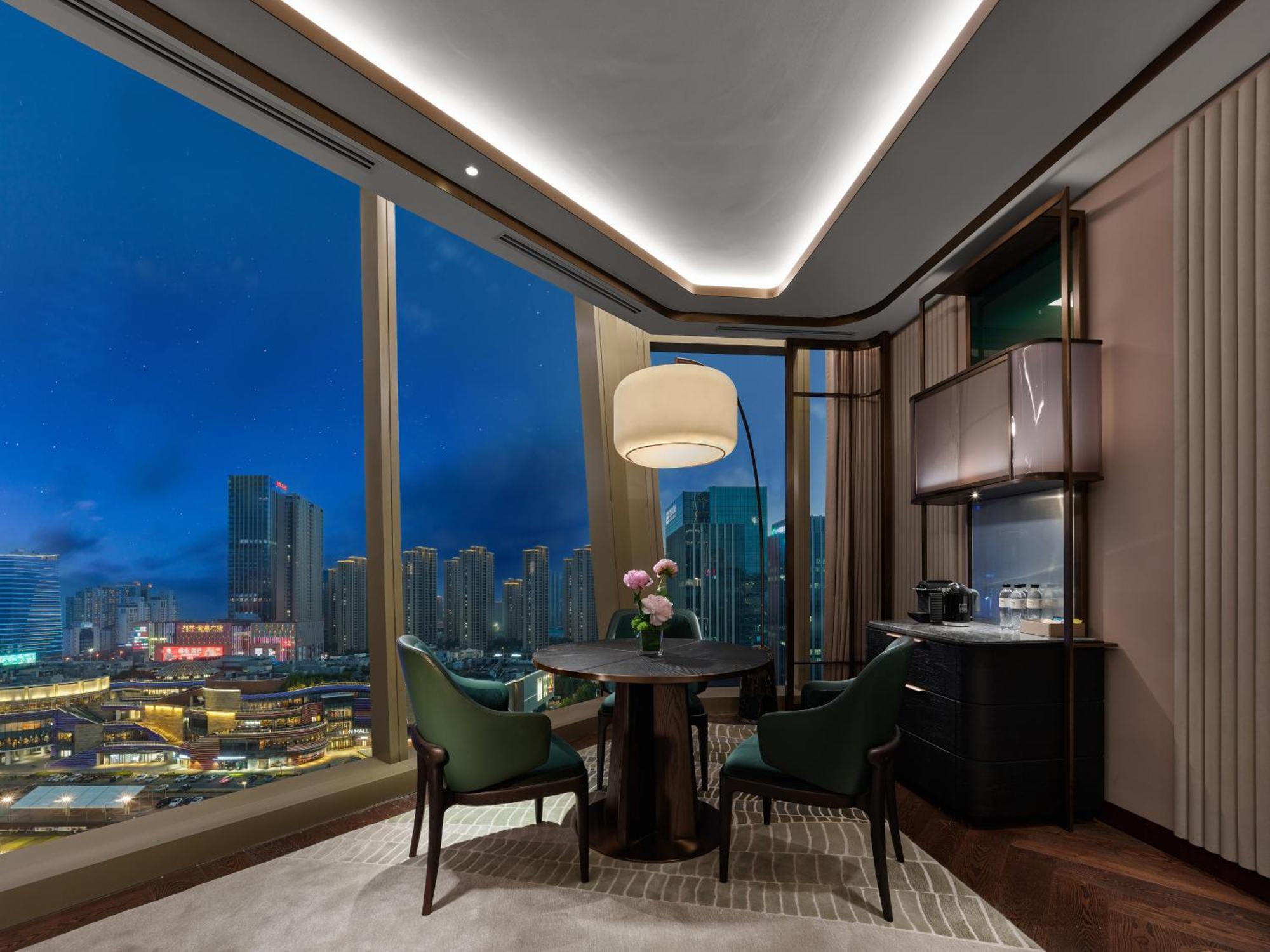 Mgm Qingdao Hotel Bagian luar foto